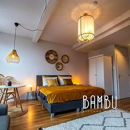 Bambu Kitchen & Bar - Restaurant Ξενοδοχείο *
