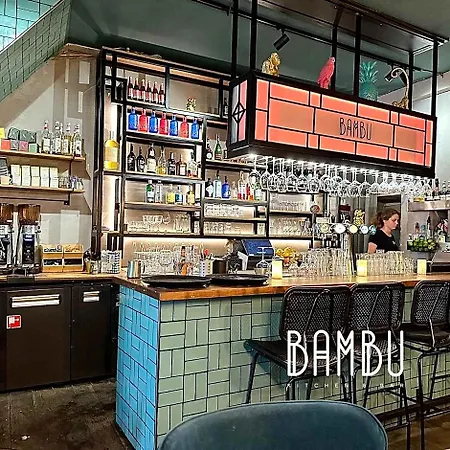 Bambu Kitchen & Bar - Restaurant Χάαρλεμ