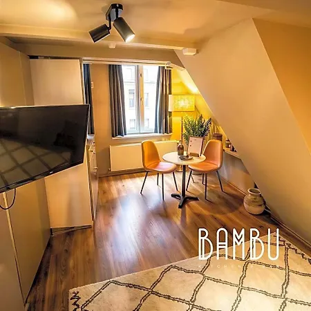 Bambu Kitchen & Bar - Restaurant Ξενοδοχείο *