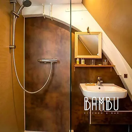 Bambu Kitchen & Bar - Restaurant Ξενοδοχείο