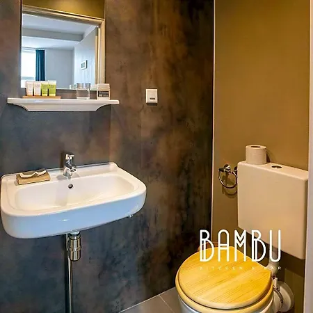 Bambu Kitchen & Bar - Restaurant Ξενοδοχείο Χάαρλεμ