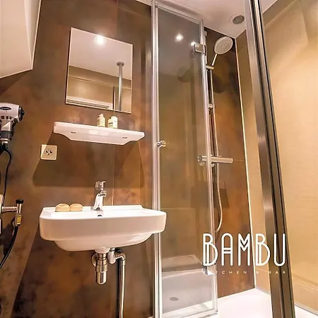 Bambu Kitchen & Bar - Restaurant Ξενοδοχείο *
