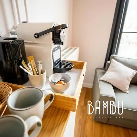 Bambu Kitchen & Bar - Restaurant Ξενοδοχείο *