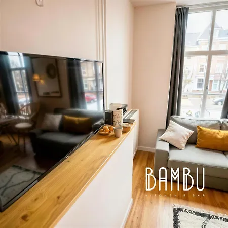 Bambu Kitchen & Bar - Restaurant *