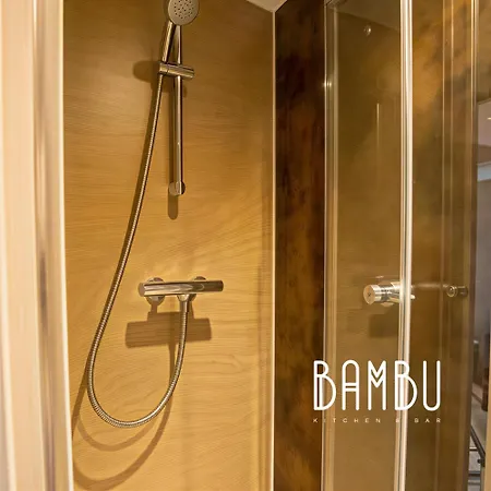 Bambu Kitchen & Bar - Restaurant * Χάαρλεμ