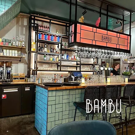 Bambu Kitchen & Bar - Restaurant *